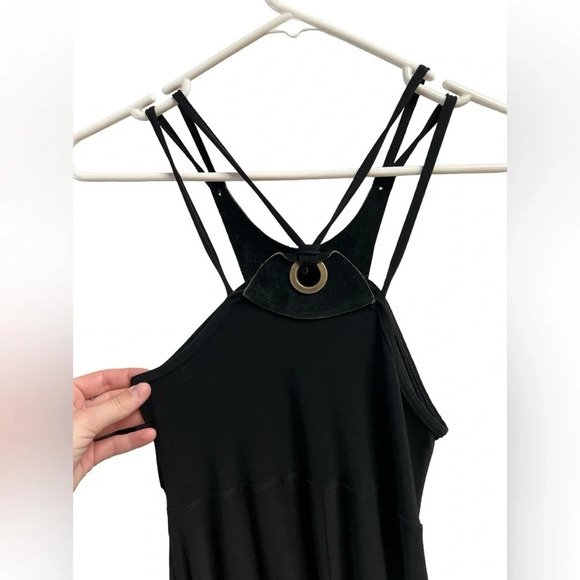 Women’s lunar eclipse flowy detailed dress - Picture 4 of 5